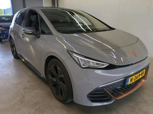 Cupra Born
