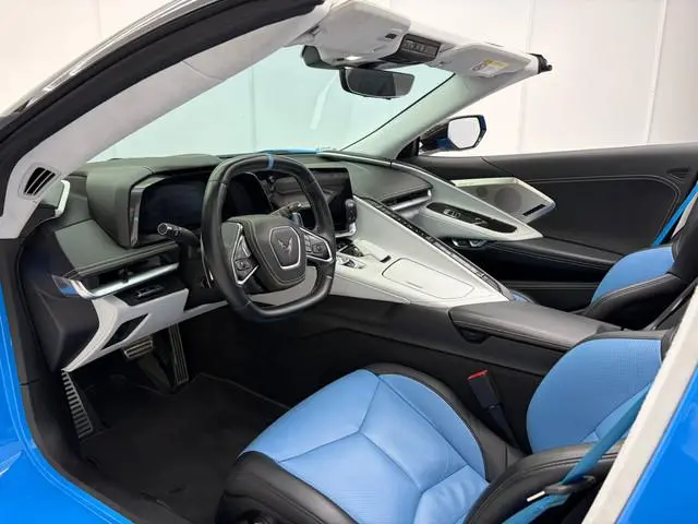 Corvette C8