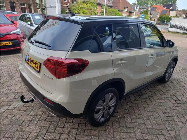 Suzuki Vitara 1.4 BOOSTERJET SELECT AUTOMAAT Trekhaak | Stoelverwarming | Navigatie | Camera