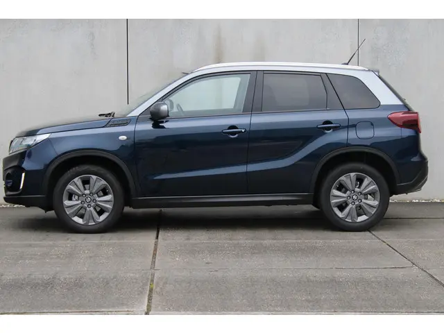 Suzuki Vitara 1.4 Boosterjet Select Rhino Edition Smart Hybrid / TWO TONE / CAMERA / CRUISE CONTROL...