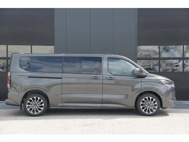 Ford Tourneo