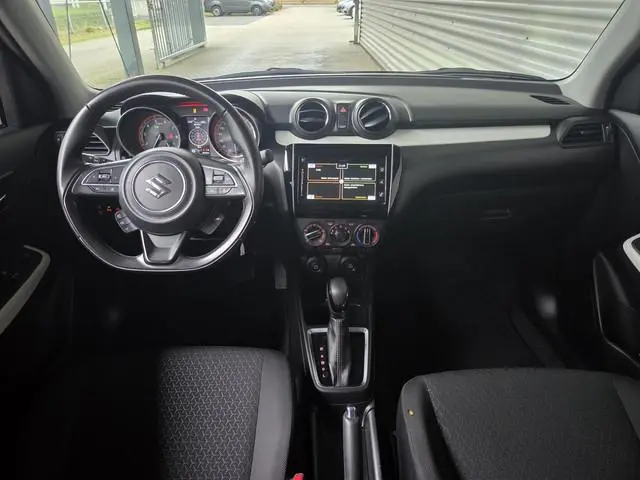 Suzuki Swift 1.2 Select Smart Hybrid