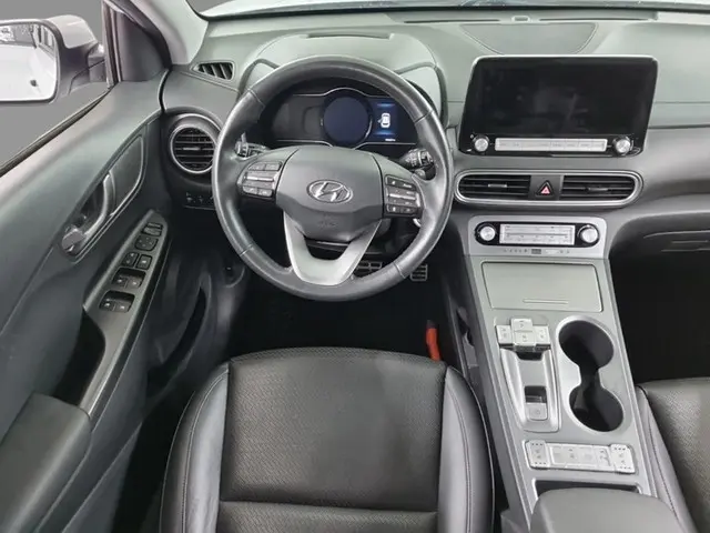 Hyundai Kona EV Limited 64 kWh 2e-Eig. & Dealer-Onderh. BOVAG-Garantie. NL-Auto.