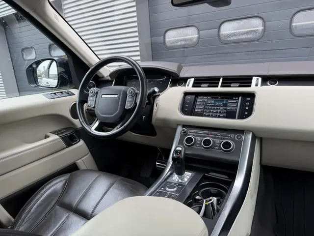 Land Rover Range Rover Sport 3.0 SDV6 Autobiography Dynamic | Panoramadak | Head-Up Display | Camera...