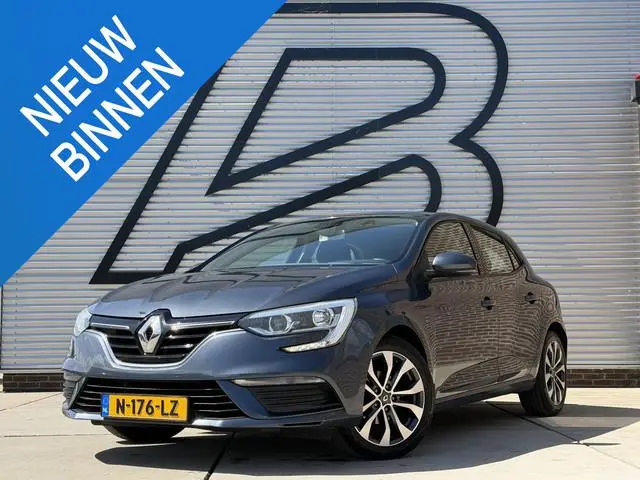 Renault Mégane 1.2 TCe Limited 2e Eigenaar|Carplay|D-riem vv in 2024|PDC|Clima|Cruise|APK tot 01-202...