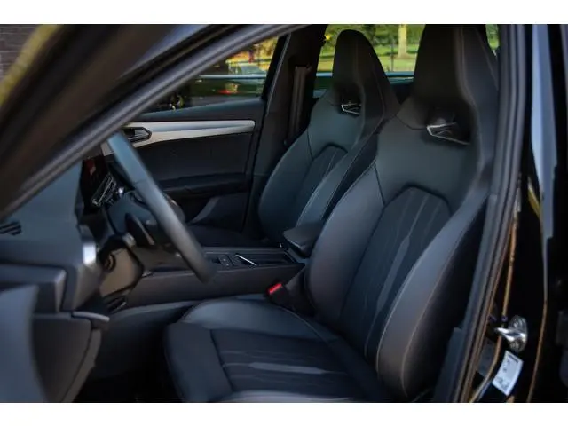 CUPRA Leon Sportstourer 1.4 e-Hybrid Business , Carplay, Adaptive cruise, Stuurverwarming, Achteruit...