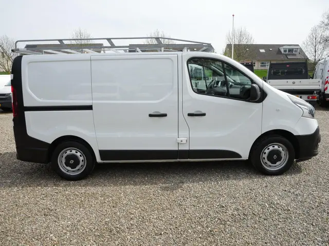 Renault Trafic 1.6 dCi 125PK, L1H1, Airco