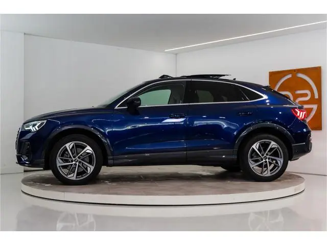Audi Q3 Sportback 45 TFSI e Edition 245PK | Pano | Matrix | Sfeer | Cam | Stoelverw. | 12 MND Garant...