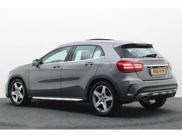 Mercedes-Benz GLA-klasse 200 Premium Plus AMG Panoramadak, Navigatie, Stoelverwarming, Cruise, 18"