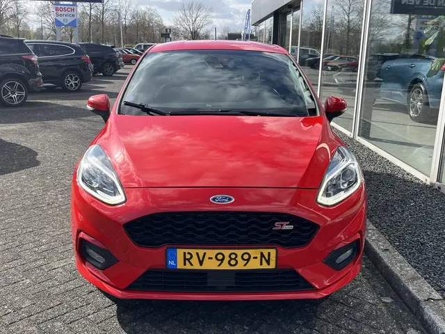 Ford Fiesta 1.0 EcoBoost ST-Line | Trekhaak | Spoiler | 18'' | Navigation Pack | Driver Assistance P...