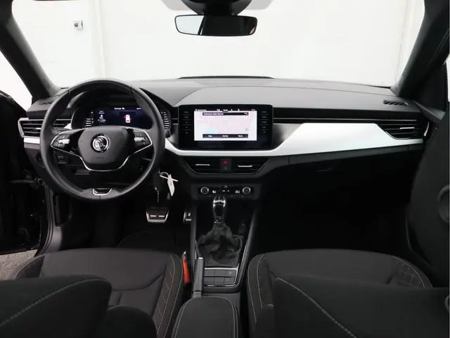 ŠKODA Kamiq 1.0 TSI Ambition/ automaat/ trekhaak/ zeer mooi!