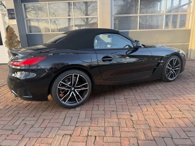 BMW Z4 Roadster sDrive30i High Executive Winterpakket Leder Camera  10-2022 36.275 KM