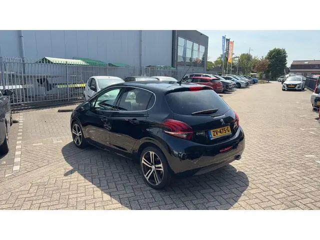 Peugeot 208 1.2 PureTech GT-Line