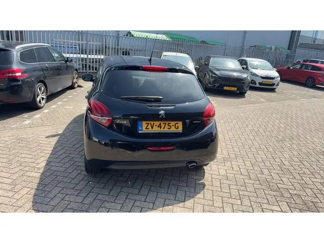 Peugeot 208 1.2 PureTech GT-Line