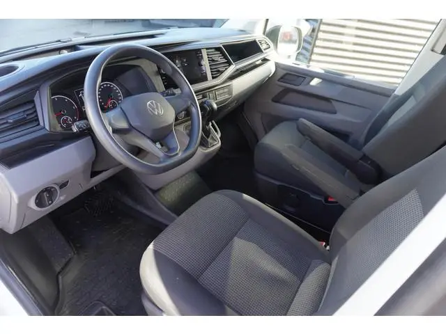 Volkswagen Transporter 150pk Automaat L2H1 2x Schuifdeur Trekhaak Cruise control Apple Carplay Navig...