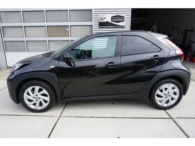 Toyota Aygo X 1.0 VVT-i MT Pulse |Carplay|Camera|Stoelverwarming|