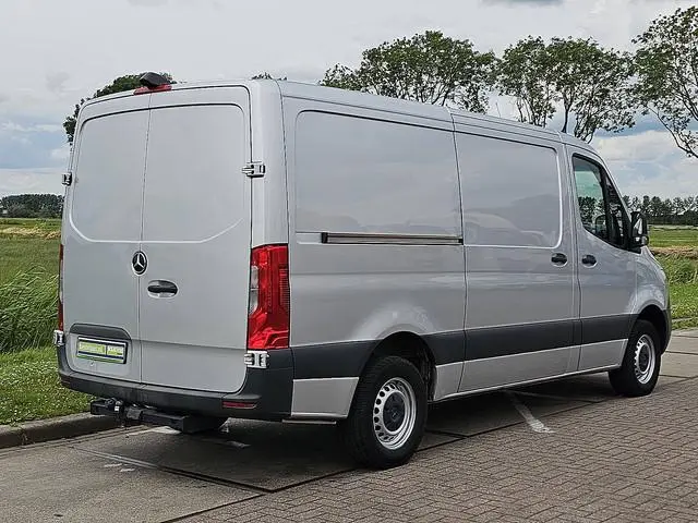 MERCEDES-BENZ SPRINTER 315 l2h1 rwd mbux ac!