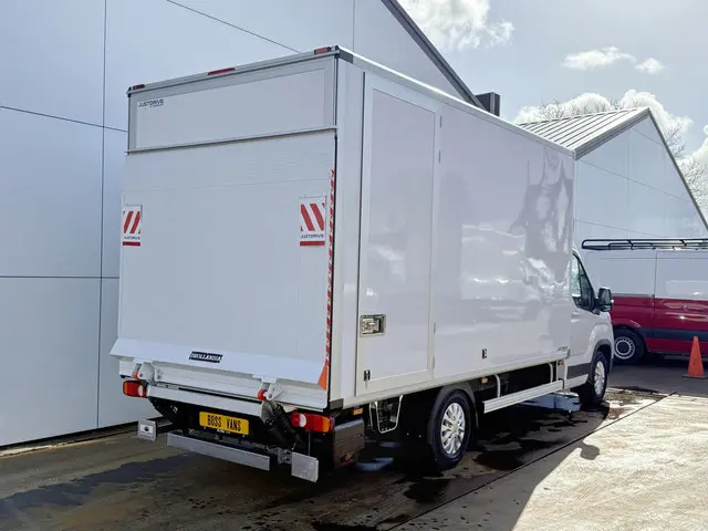 Maxus eDeliver 9 65kWh *Beschikbaar* Laadklep 172km WLTP 204PK 80kW Snelladen Carplay Adaptieve Crui...