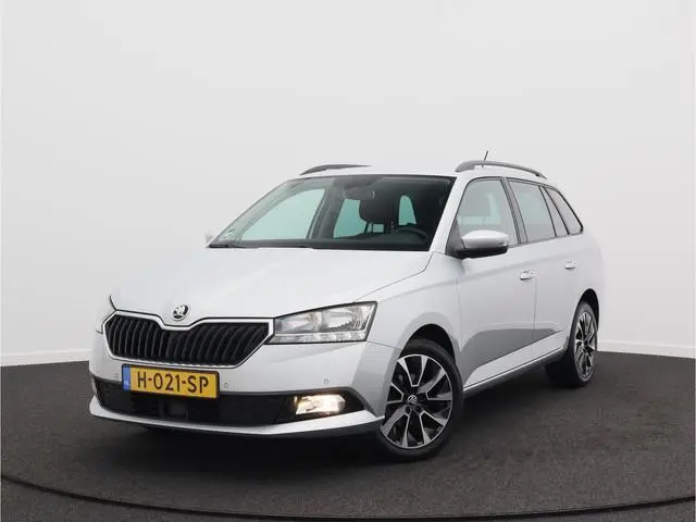 ŠKODA Fabia Combi 1.0 TSI Business Edition/ lage km/ trekhaak!