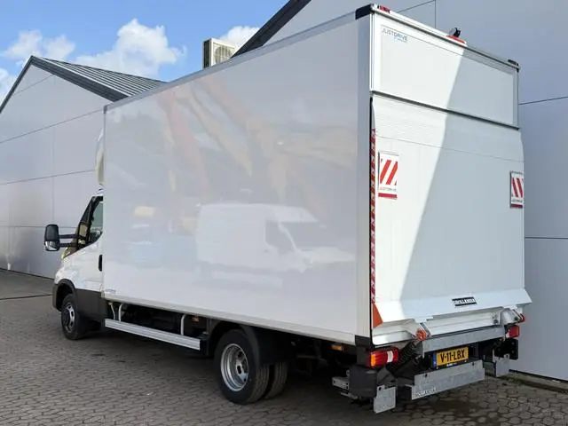 Iveco Daily 35C18H 3.0 Automaat Laadklep Bakwagen Meubelbak Dubbellucht Carplay Navigatie Climate Co...