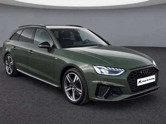 Audi A4 Avant 35 TFSI 150pk S edition Competition · Trekhaak · Camera ·  Stoelverwarming · Apple/And...