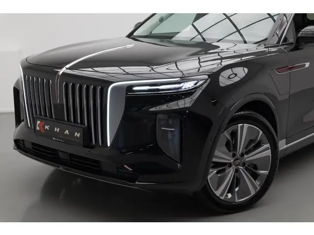 Hongqi E-HS9