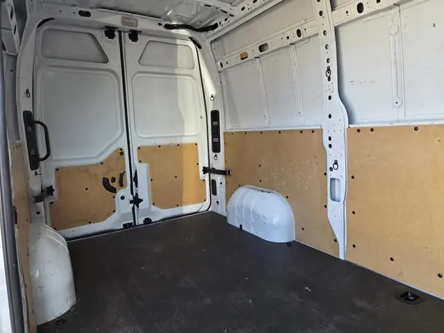 Nissan Interstar