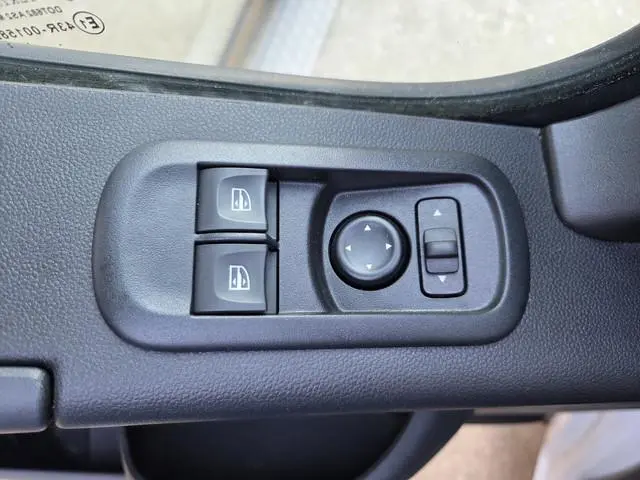 Nissan Interstar