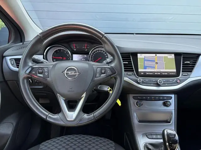 Opel Astra 1.4 Black Edition 2e Eigenaar,Carplay,150pk,Navi,6 Bak,Airco,Cruise,Lm velgen,Pdc,N.A.P,A...