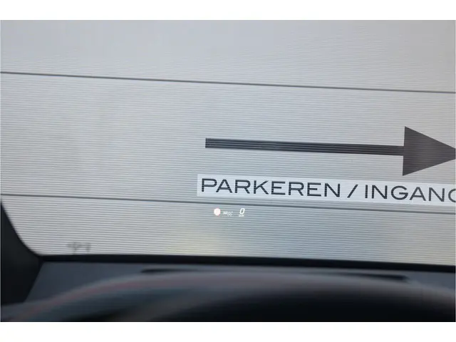 Mercedes-Benz EQE SUV AMG 43 4MATIC 91 kWh 22kw lader, a-as besturing, Hyperscreen