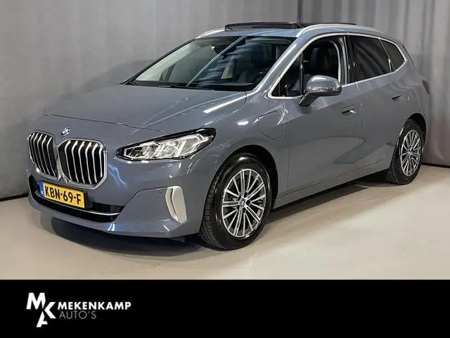 BMW 2-serie Active Tourer 225e xDrive Luxury Line 17"/Leder + memory/Panoramadak/Stoelmassage/Harman...