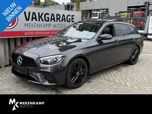 Mercedes-Benz E-klasse Estate 300 e AMG Line 18"/Trekhaak/Panoramadak/Burmester/Dodehoek/360 camera/...