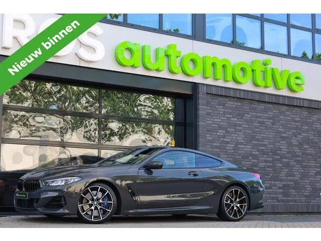 BMW 8-serie M850i xDrive High Executive | VOL! | DEALER ONDH | CARBON | B&W | NAP | 4WIELSTUURING |...