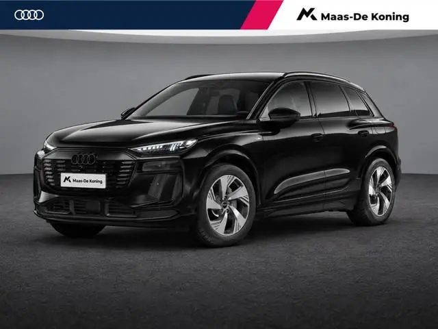 Audi Q6 e-tron S edition 83 kWh 252 PK · Trekhaak elek. wegklapbaar · Optiekpakket zwart · Zwart led...