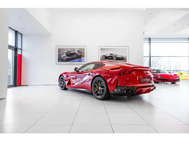 Ferrari 812 Superfast