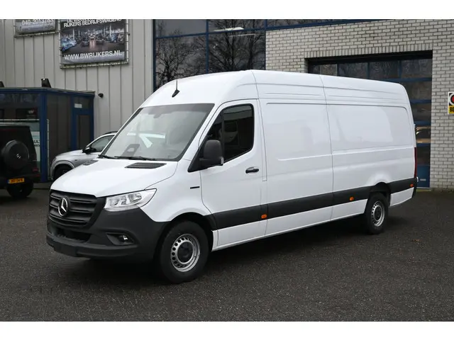 Mercedes-Benz eSprinter