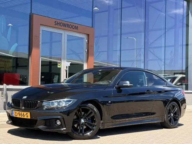 BMW 4-serie Coupé 420i M-Sport Shadow Line | Cruise | Leder | Achteruitrijcamera | Led | Navi | Afn....