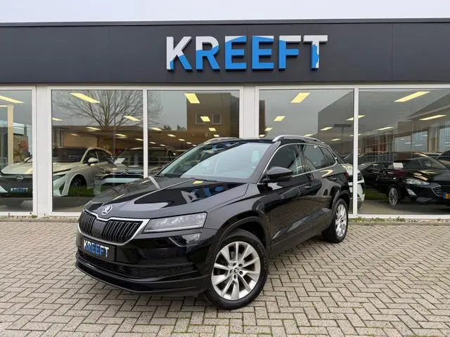 ŠKODA Karoq 1.5 TSI ACT Business Edition Plus Stuur/stoelverwarming |