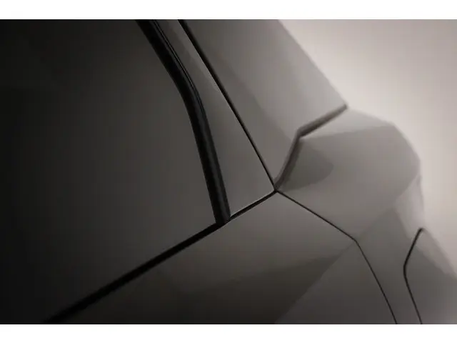 Peugeot e-3008