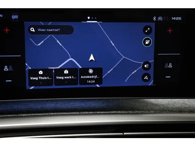 Peugeot e-3008