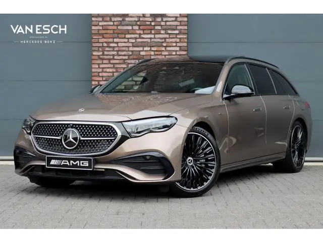 Mercedes-Benz E-klasse Estate 300 e AMG Line | Hyperscreen | Distronic+ | HUD | 3D-Display | Panoram...