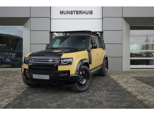 Land Rover Defender 110 P300e 110 Trophy Edition | Koelvak | Voorstoelen verwarmd / gekoeld | Elektr...