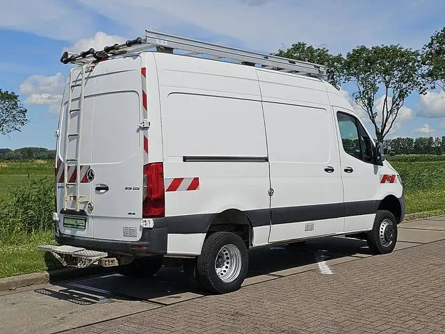 MERCEDES-BENZ SPRINTER 516 cdi 4x4 allrad l2h2