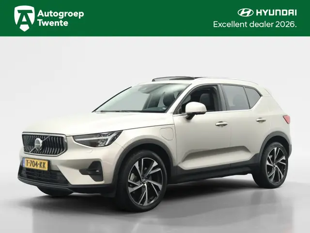 Volvo XC40 1.5 T5 PHEV Ultimate Bright 262PK | Panodak | Navi | Leder | Cam