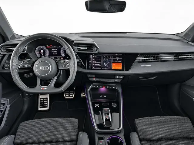 Audi A3 Sportback 40 TFSI e 204pk Automaat S-Line edition DEMO! Comfort pakket Plus Lichtmetalen Vel...
