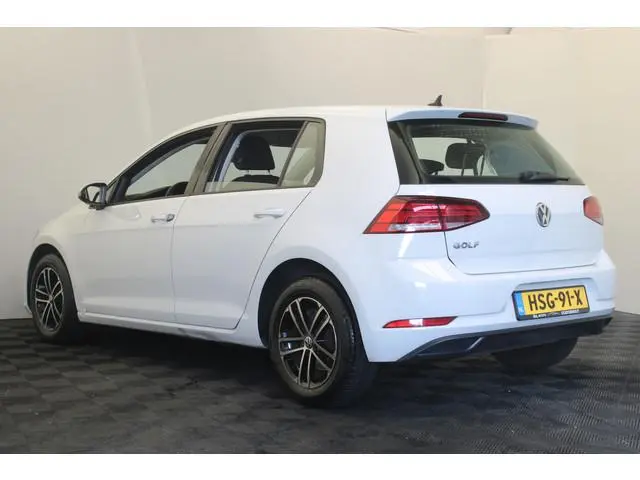 Volkswagen Golf 1.0 TSI Trendline