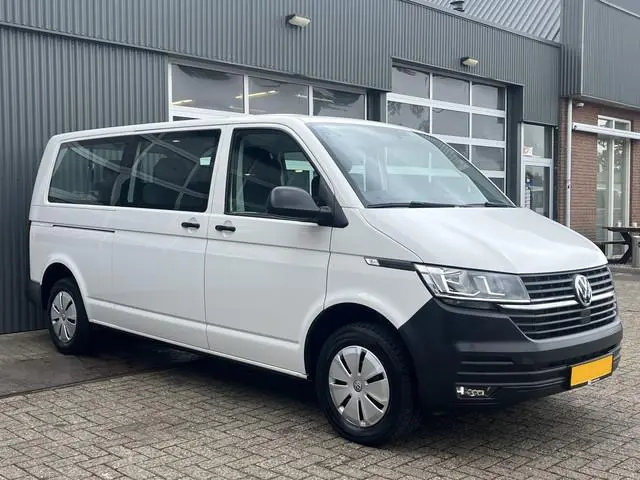 Volkswagen Transporter Kombi 2.0 TDI L2H1 9-Persoons Airco Cruise control Parkeersensoren achter Tel...