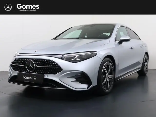 Mercedes-Benz CLA 180 Business Solution AMG | Panoramadak | Adaptieve Cruise Control | Dodehoekassis...
