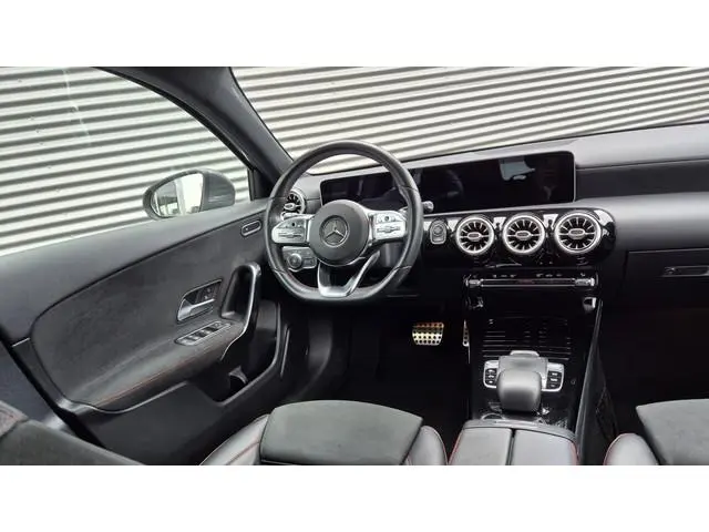 Mercedes-Benz A-klasse 200 AMG |Camera|Trekhaak|Cruise|