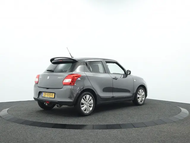 Suzuki Swift 1.2 Select Automaat | Navigatie | Camera | Stoelverwarming
